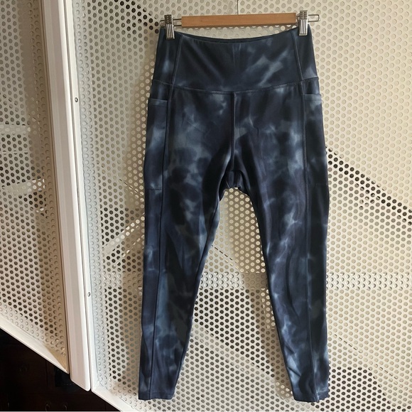 Danskin High Waisted Tie Dye Leggings Size Medium in Ocean Marble Inseam 24” - Picture 2 of 11